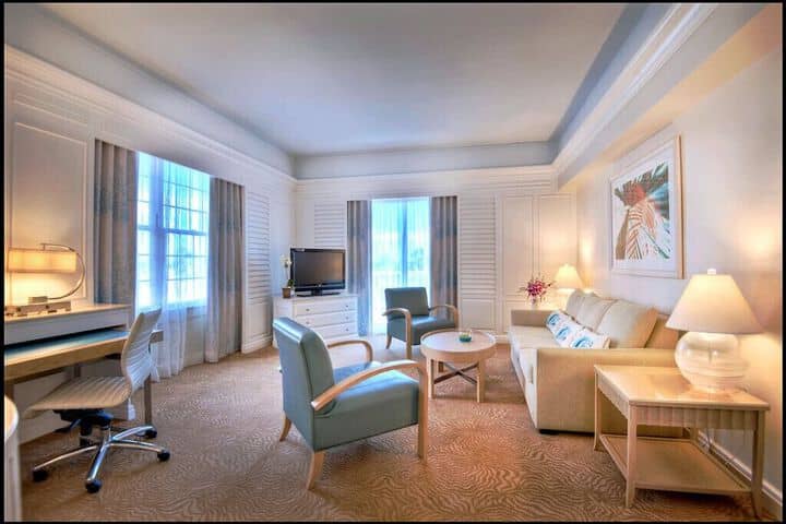 Room 19 of 105