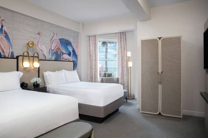 Room 25 of 105