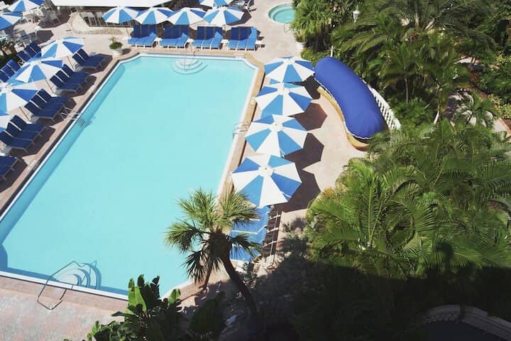 Pool 44 of 105